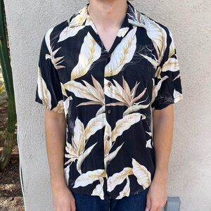 Casual Black Tropical-Leaf Short Sleeve Button-Down Shirt